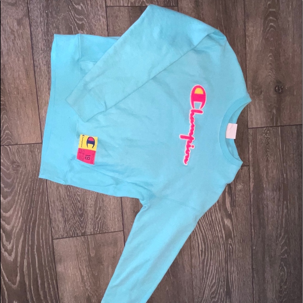 🚨OFFERNOW🚨CHAMPION NEON BLUE SWEATSHIRT